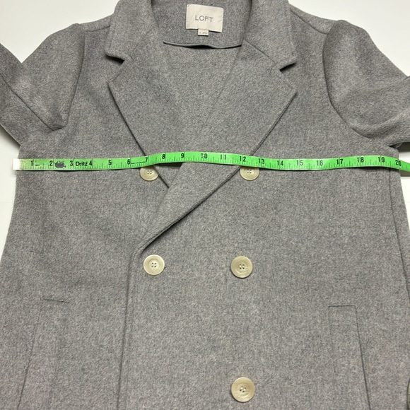 Loft women’s  Double Breasted light Grey winter Coat size small - Picture 6 of 9